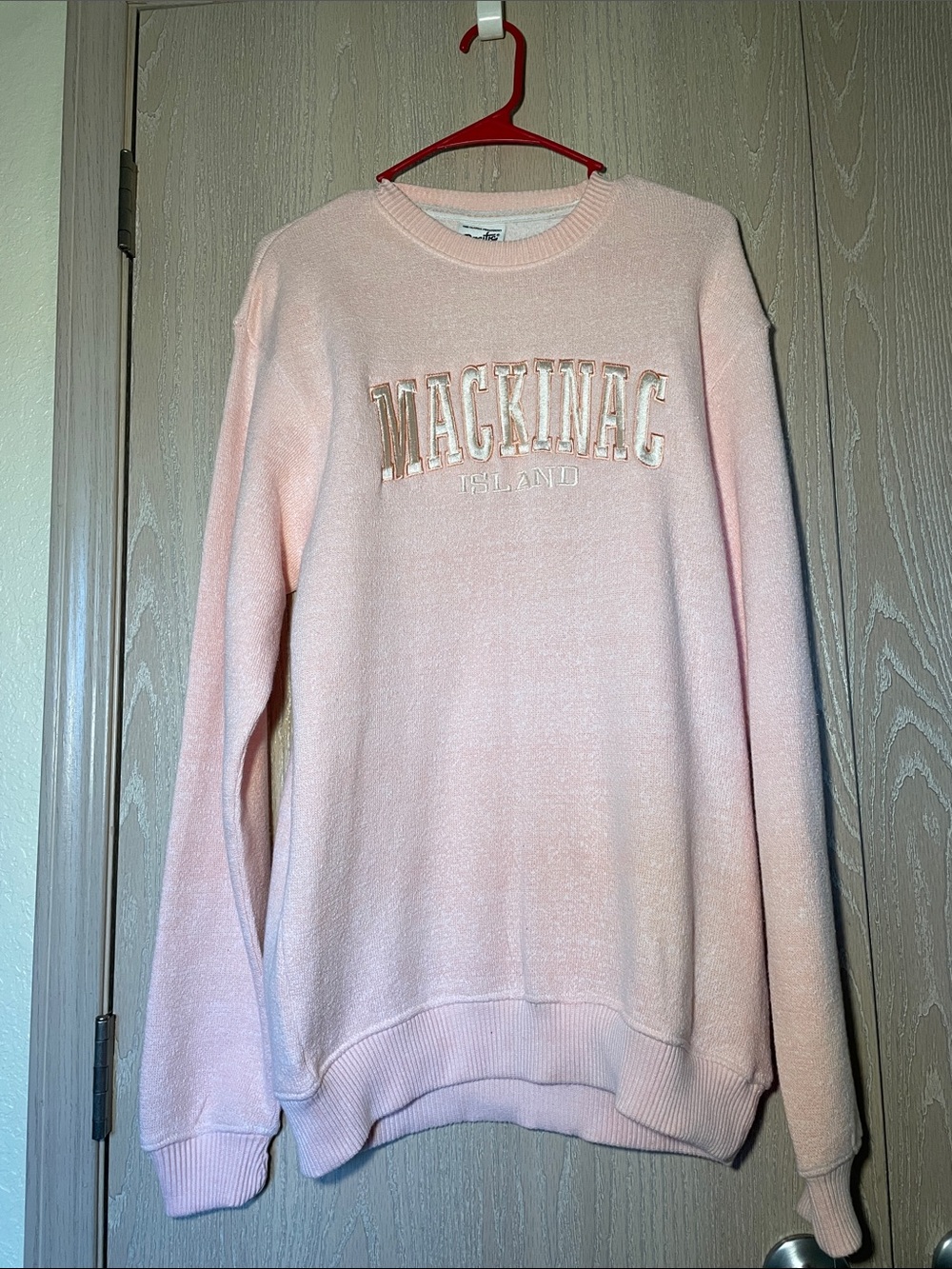 Women's oversized Small Mackinac Island Crewneck Sweatshirt in Light Pink
